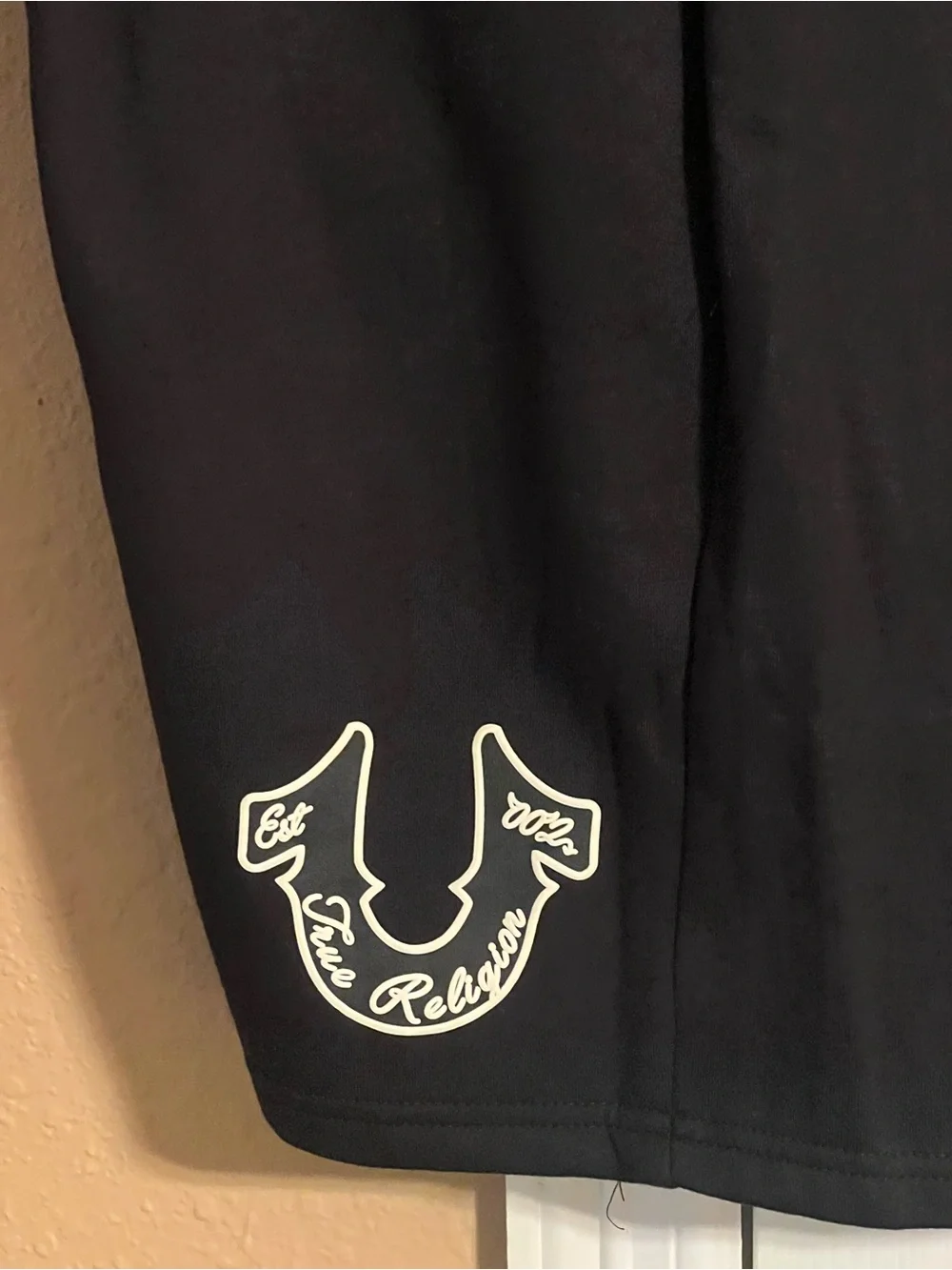 NWT $84 True Religion property of none shorts sz x large